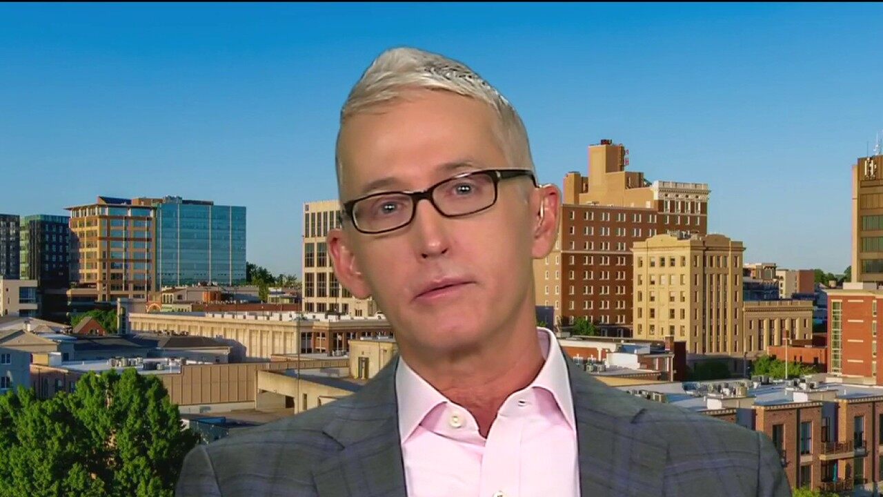 Trey Gowdy reacts to belated FBI 'internal review' of Flynn probe: 'What the hell have they been doing?' | Fox News