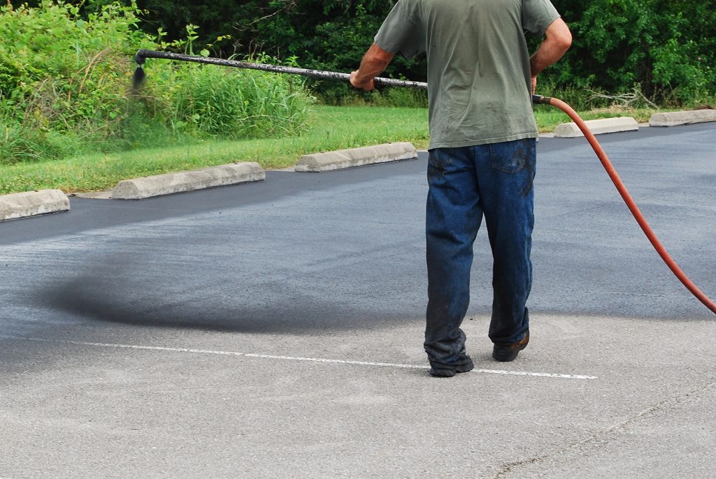 Asphalt Maintenance - Black Tar Construction and Asphalt Paving Company Ottawa